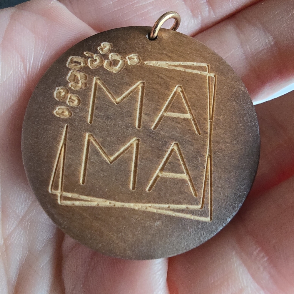 Mama pendant brown wood Ma Ma mom mommy mother - Picture 2 of 7